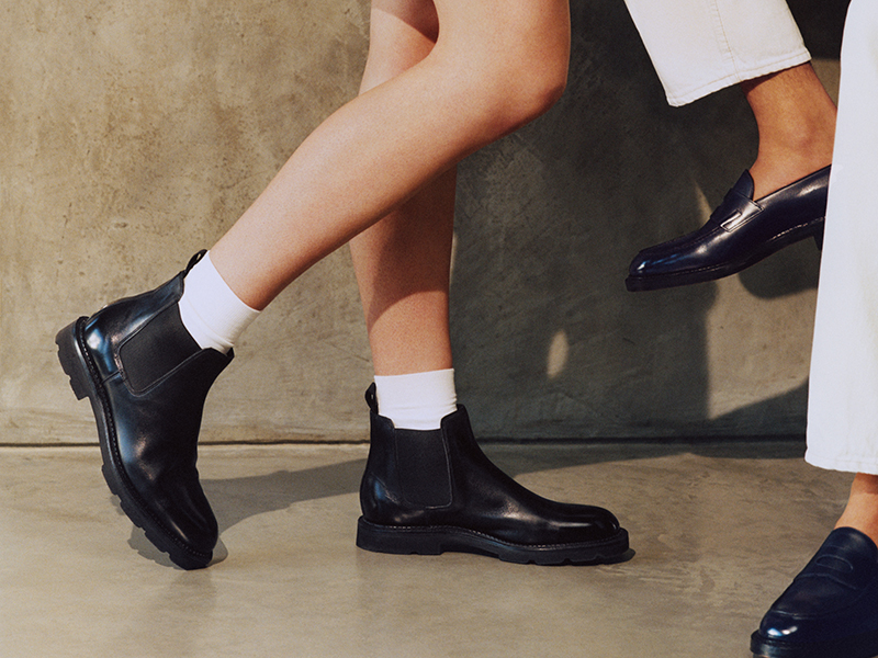 مجموعة John Lobb الجديدة هي ما تحتاج إليه لخوض مغامرات الصيف براحة مطلقة